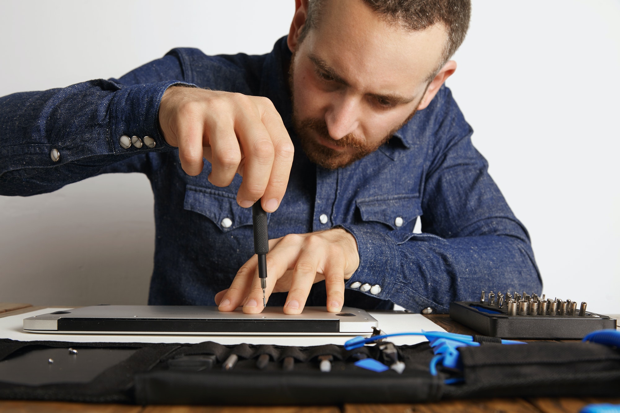 Neftaly Online Course in Electronic Computer Logic 14922
